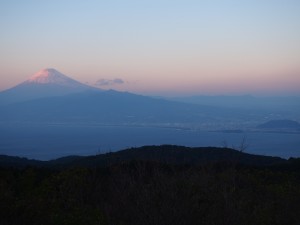 だるま山レストハウスから富士山の眺め