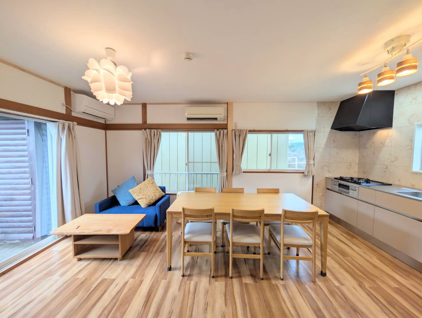 シアタールーム付一戸建コテージ　リビング