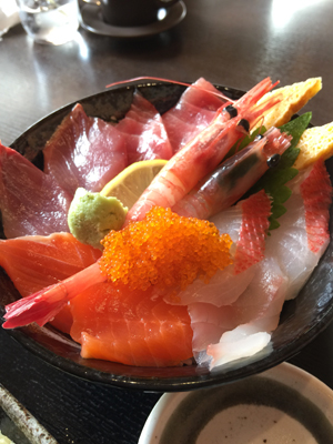 海鮮やまや　海鮮丼