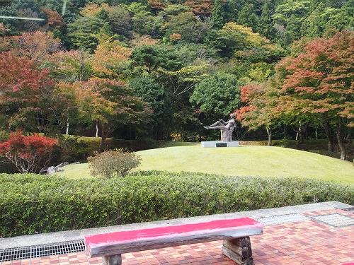 昭和の森会館の紅葉